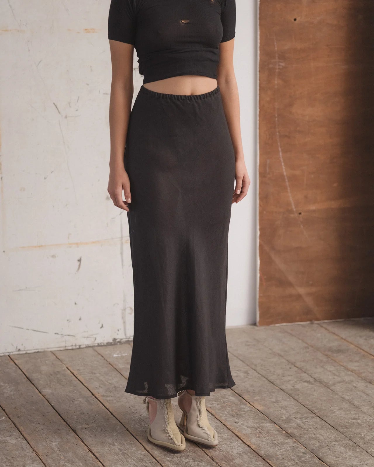 BASERANGE DYDINE SKIRT SHEER LINEN