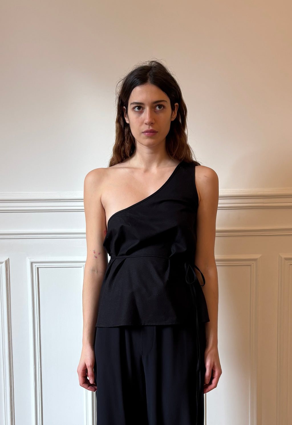 BASERANGE EYE TOP
