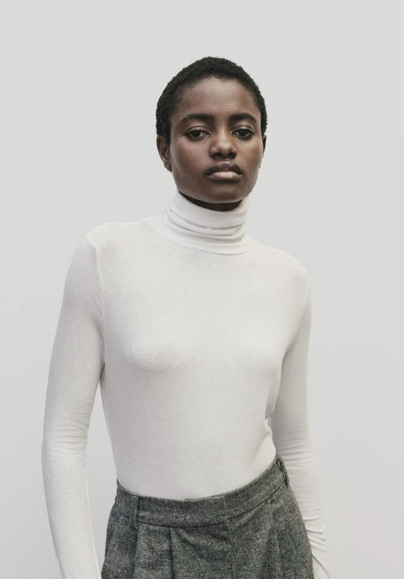 MIJEONG PARK ROLL NECK TOP IN WHITE