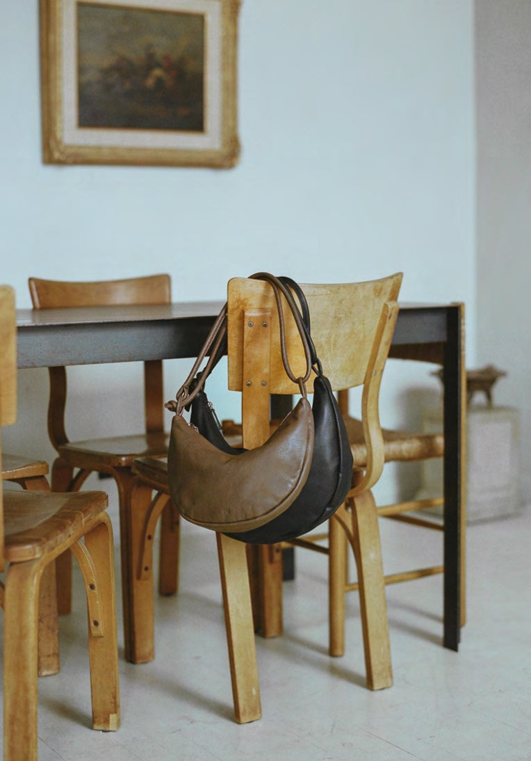 ARE STUDIO BOW IN BORDEAUX