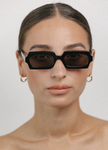 VELVET CANYON REVOLUTION IN BLACK