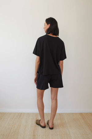 WOL HIDE EASY BOX TEE IN BLACK