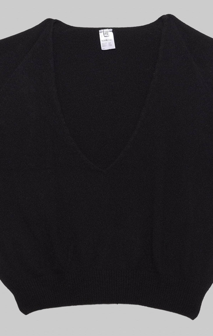 BASERANGE SOAR V NECK IN RECYCLED CASHMERE