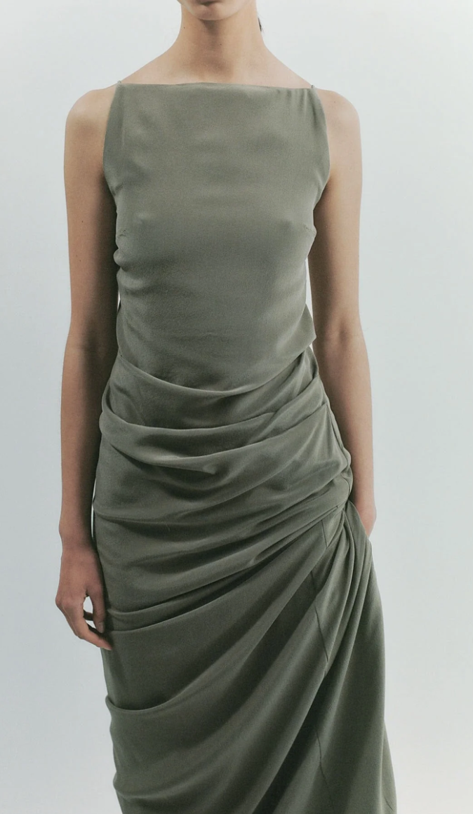 ST. AGNI SILK TUCK DRESS IN SMOKEY OLIVE