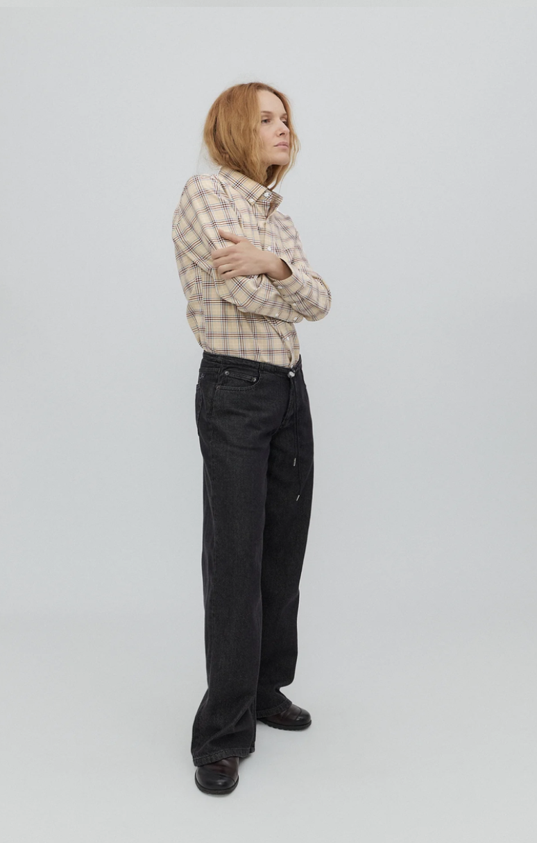 STILL HERE NEW YORK COOL JEAN IN WASHED BLACK